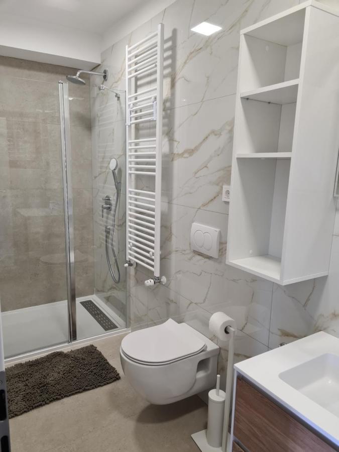 שילו Apartments Petrovic מראה חיצוני תמונה