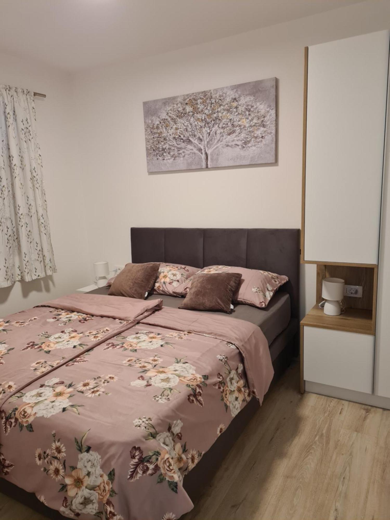 שילו Apartments Petrovic מראה חיצוני תמונה